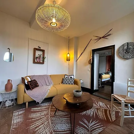 Hedas Hyper Centre Apartment